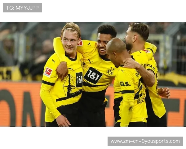 多特蒙德锋线强硬冲击让对方后防险情不断:攻防一体的冲击力场 多特蒙德锋线强硬冲击让对方后防险情不断:攻防一体的冲击力场